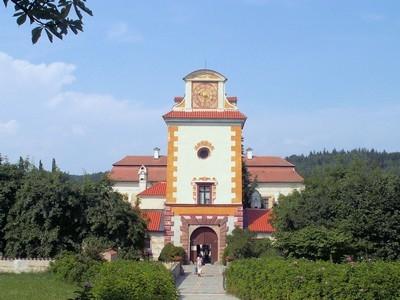 Kratochvíle zámek