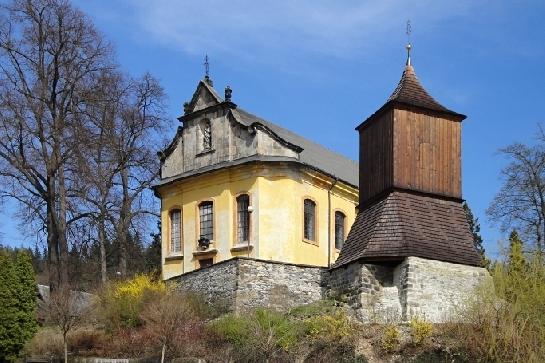 Kostel a zvonice v  Železném Brodě