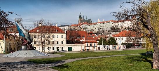 Pražský Hrad z Klárova