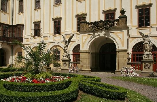 Nádvoří zámku v Kroměříži