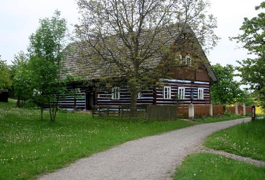 Skanzem Kouřim
