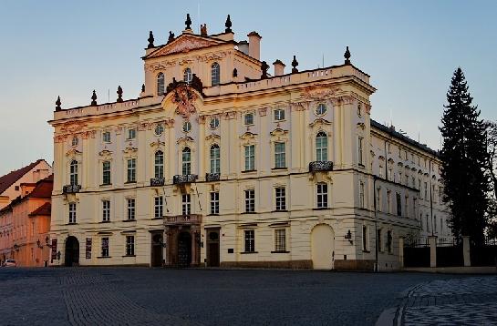 Arcibiskupský palác na Hradčanech