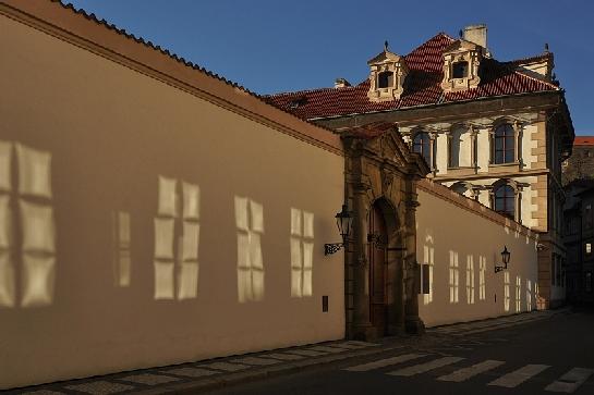 Okénka sluncem malovaná