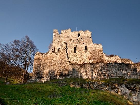 zřícenina hradu Michalovice