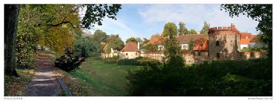 Třeboň podzimní - panor. - katovna, park