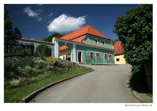 Červená Lhota