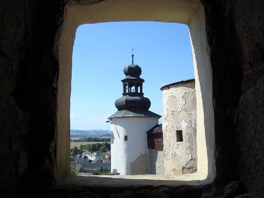 Hrad  Úsov