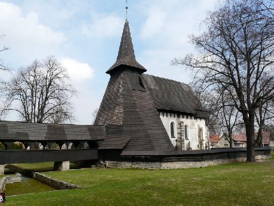 Kočí - dřevěný kostel