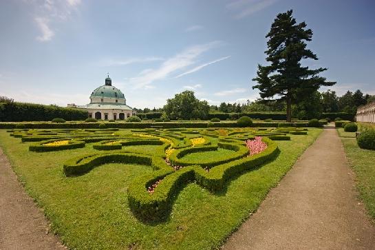 Květná zahrada
