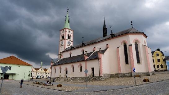 kostel v kašperských horách