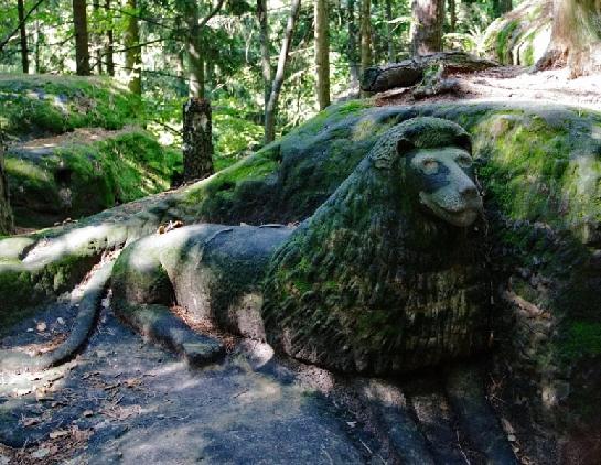 Basrelief u Kopicova statku