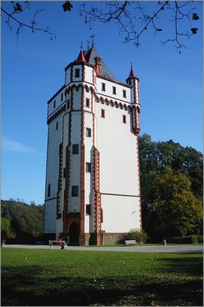 Věž v zámeckém parku