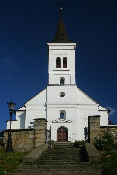 kostel v Borové
