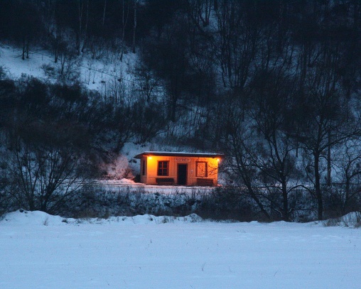  Pustověty - Osamělá zastávka