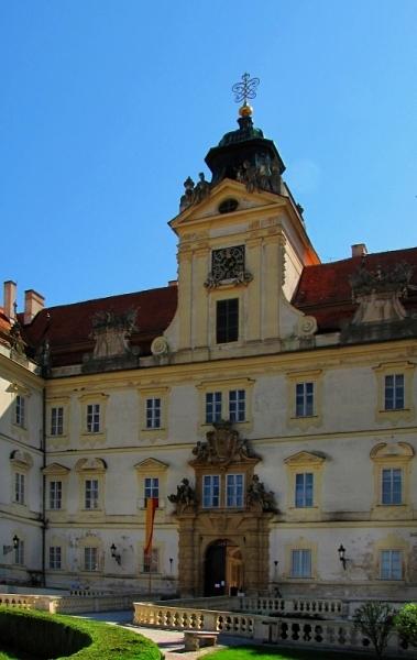 Valtice zámek