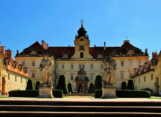 Valtice zámek