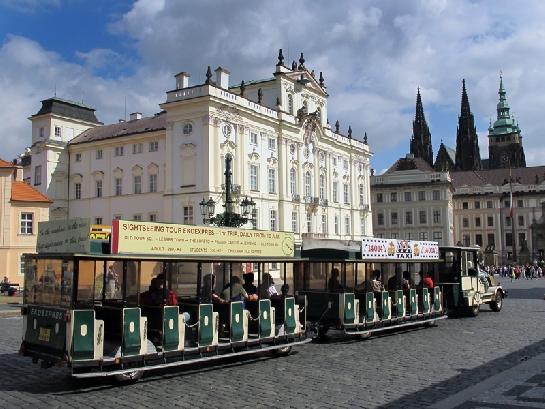 Arcibiskupský palác, Praha