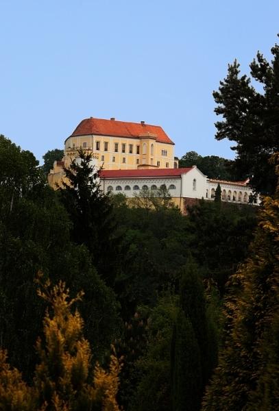 Letovice zámek