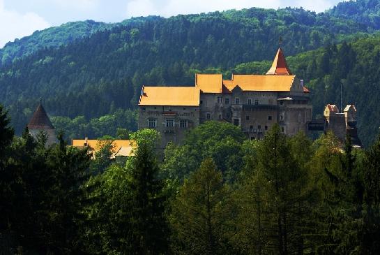 Pernštejn hrad