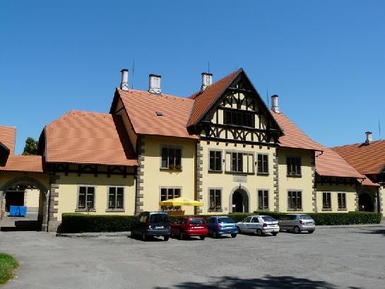 Slatiňany hřebčín