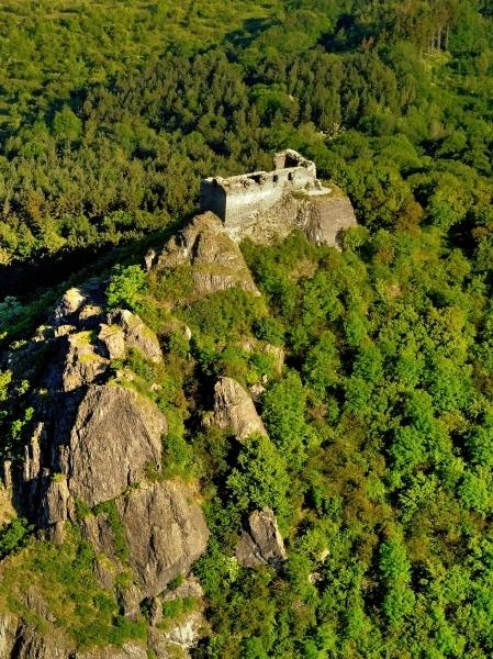 hrad Košťálov