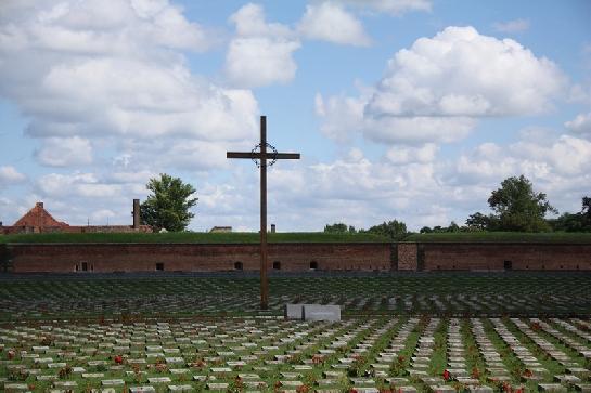 Památník Terezín - národní hřbitov