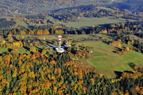 Kozákov (744 m n. m.)