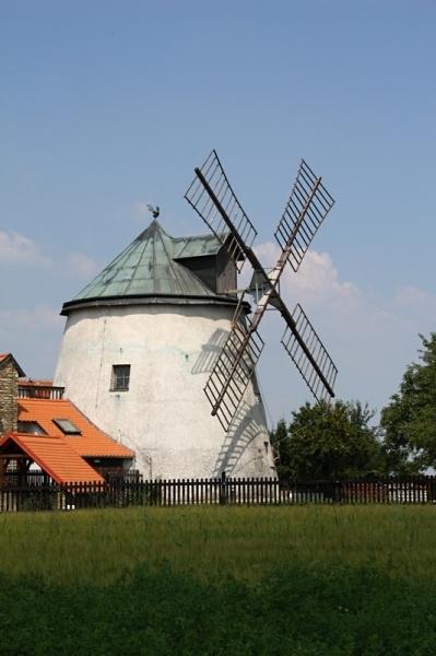 Restaurace větrný mlýn Lesná