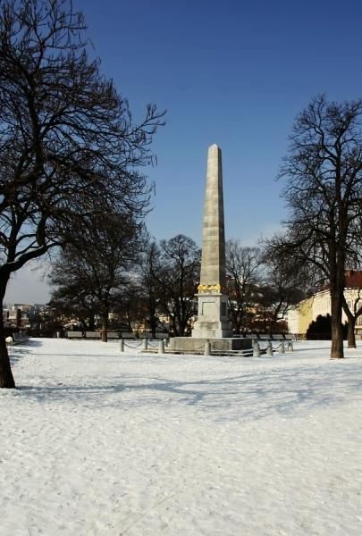 Obelisk v Denisových sadech Brno