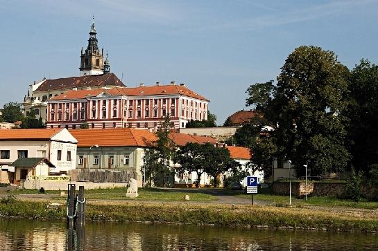 Litoměřické biskupství z lodě