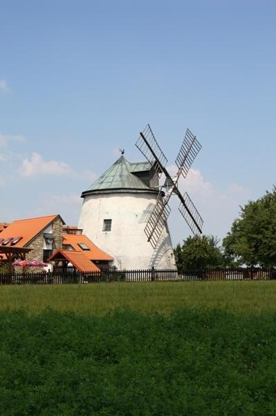 Restaurace větrný mlýn Lesná