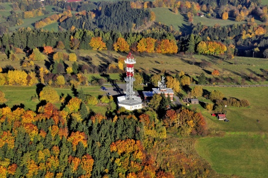 Kozákov (744 m n. m.)