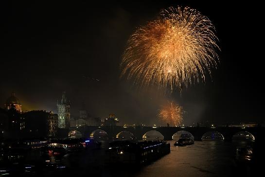 Pražský novoroční ohňostroj 2013