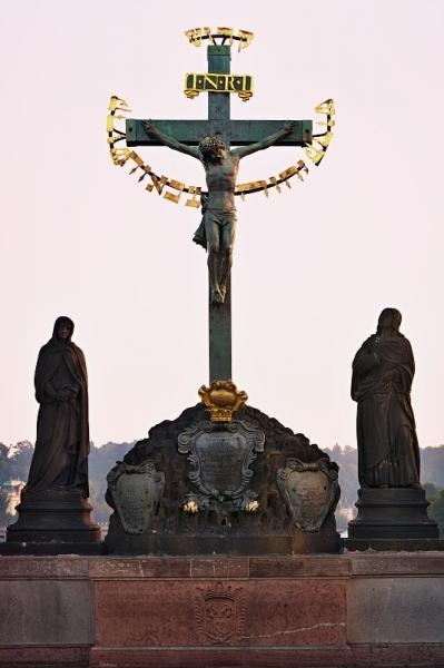Sousoší sv. Kříže (Kalvárie)