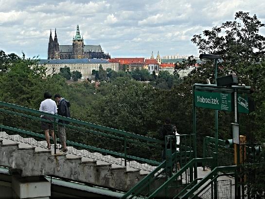 Hradčany ze stanice lanovky Nebozízek