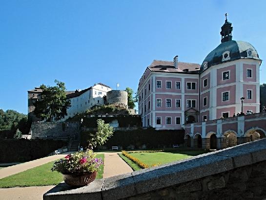Zámek Bečov s hradem
