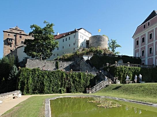Terasy u zámku Bečov