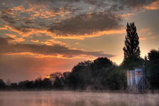 Svítání u Žehuňského rybníka