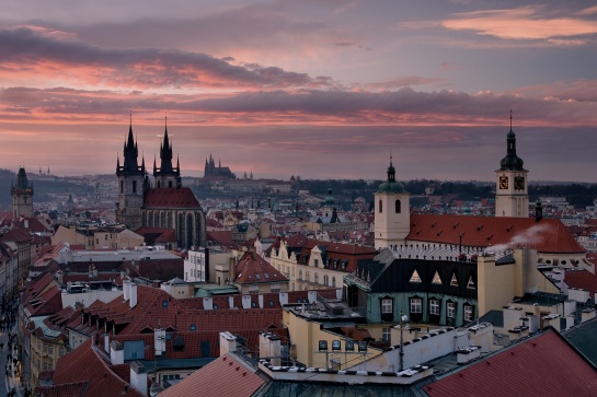 Praha v červáncích