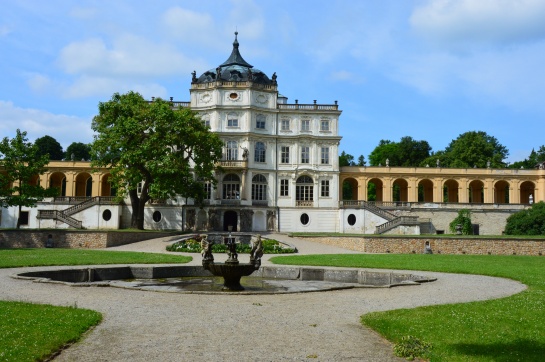 Zámek Ploskovice na Litoměřicku