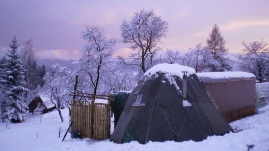 Obydlíčko v zimě