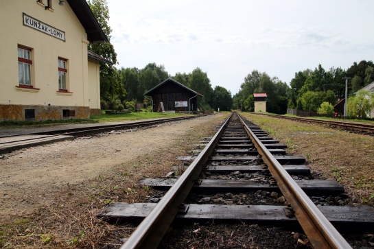 Úzkokolejná trať - Kunžak Lomy