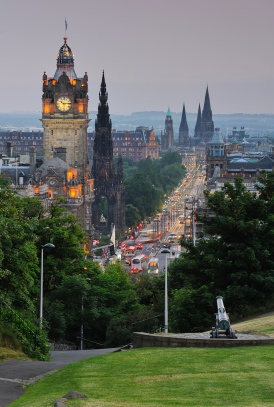 SKOTSKO - večerní EDINBURGH