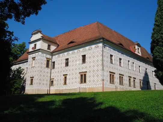 Doudleby zámek
