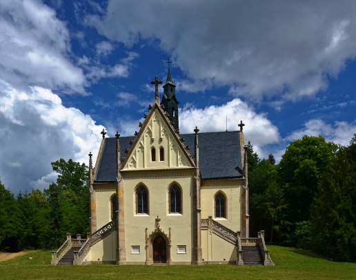 Schwarzenberská hrobka u zámku Orlík