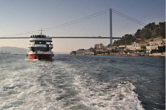  Bosporský průliv u Istanbulu