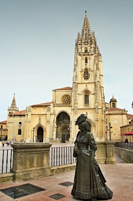 Oviedo  -  Katedrála sv, Salvadora