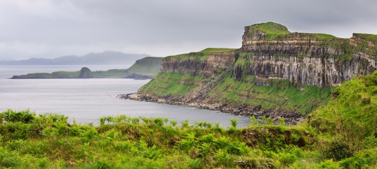 SKOTSKO - pobřeží KILT ROCK