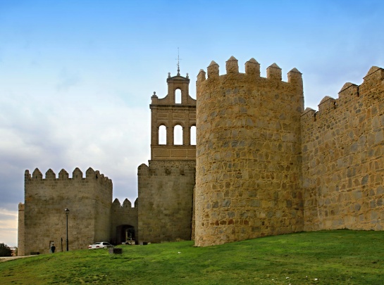 Město Avila - hradby