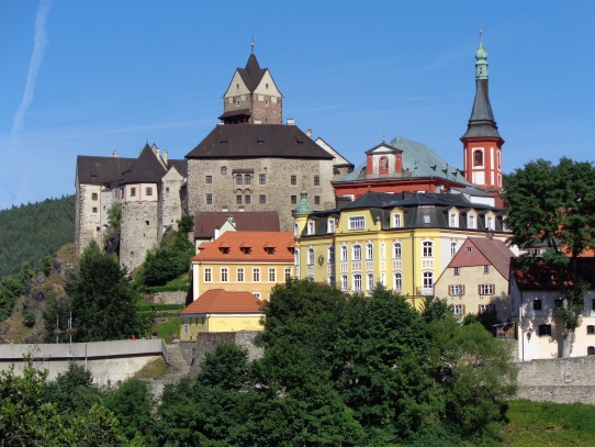 Loket hrad